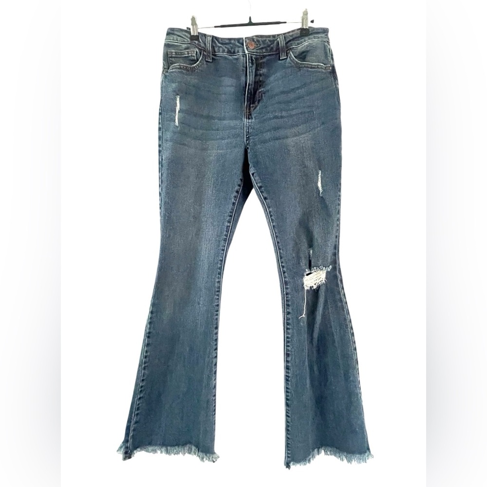 No Boundaries Junior Women's Boot Cut Distressed Blue Jeans Size 9